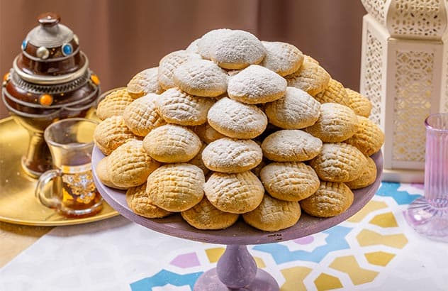 احجز علبة الكحك لموظفينك 